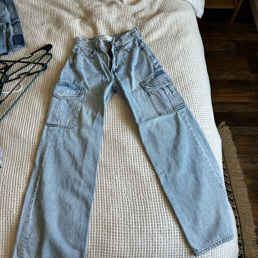 Aritzia Denim Forum Cargo jeans